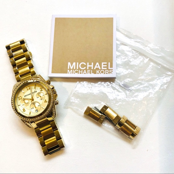 Michael Kors Gold Watch - Picture 2 of 7